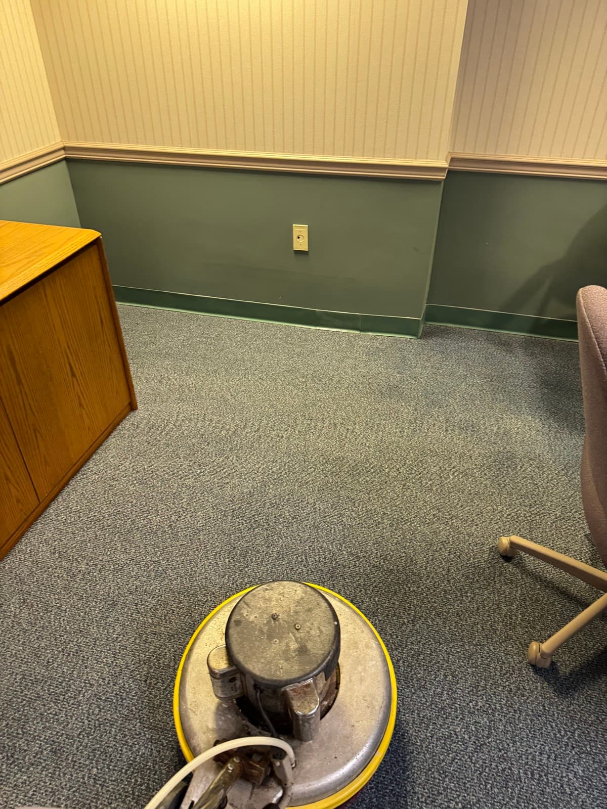 Office carpet cleaning, Phillipsburg. Patriotic Office Cleaning.